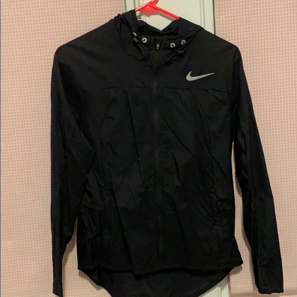 windbreaker
